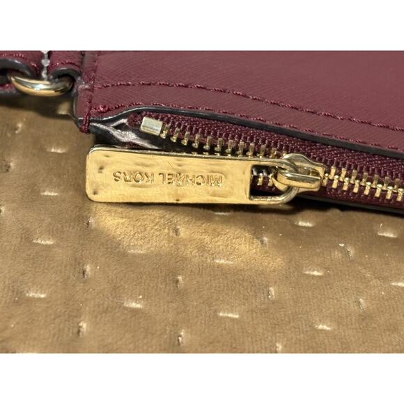 Michael Kors Jamey Clutch Wristlet Merlot Leather New NWT - Picture 3 of 8